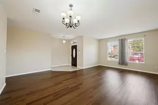814 White Dove Dr, Arlington, TX 76017 - Photo 4