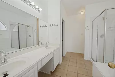 814 White Dove Drive, Arlington, TX 76017 - Photo 16
