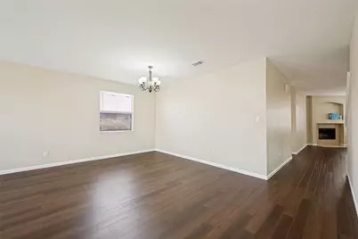 814 White Dove Drive, Arlington, TX 76017 - Photo 2