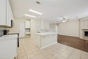 814 White Dove Dr, Arlington, TX 76017 - Photo 10