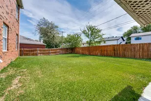 814 White Dove Dr, Arlington, TX 76017 - Photo 34