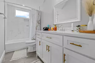610 Parker Cir, Garland, TX 75040 - Photo 4