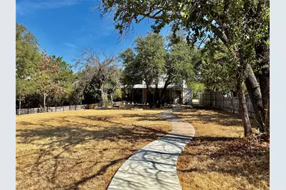 111 Rupert Court, Weatherford, TX 76087 - Photo 2