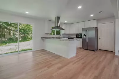 1421 S Scullin Avenue, Denison, TX 75020 - Photo 2