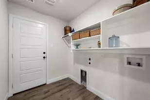 103 Olivia St, Hillsboro, TX 76645 - Photo 14