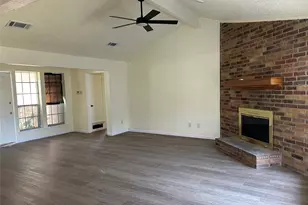 2302 Phoenix Dr, Garland, TX 75040 - Photo 2