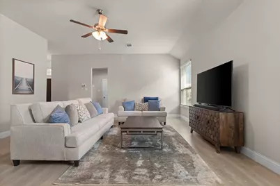 3615 Orchard Street, Grand Prairie, TX 76065 - Photo 8
