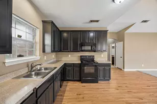 9308 Aubree Ct, Fort Worth, TX 76140 - Photo 8