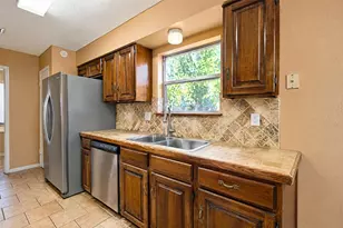 2718 Forest Park Dr, Garland, TX 75040 - Photo 10