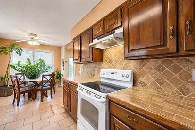 2718 Forest Park Dr, Garland, TX 75040 - Photo 8