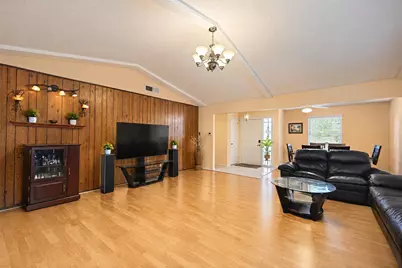 2718 Forest Park Dr, Garland, TX 75040 - Photo 4