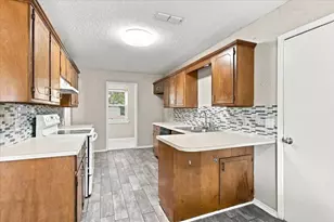 2108 N Village, Bonham, TX 75418 - Photo 10