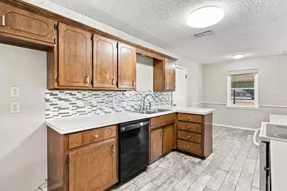 2108 N Village, Bonham, TX 75418 - Photo 8