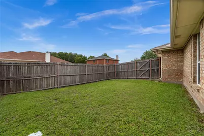 1707 W Venus Drive, Lancaster, TX 75134 - Photo 18