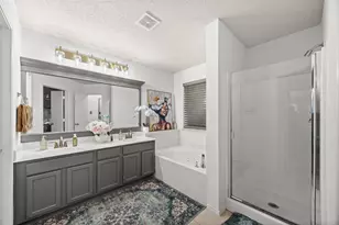 1707 W Venus Dr, Lancaster, TX 75134 - Photo 20