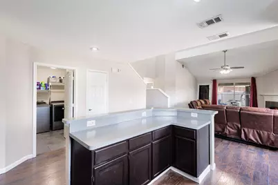 951 Zachary Drive, Arlington, TX 76002 - Photo 6