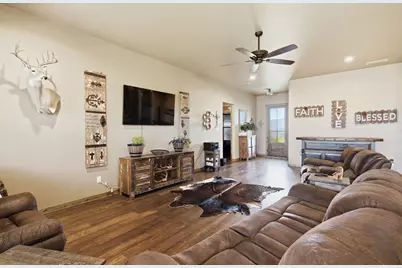 133 Kingston Lane, Weatherford, TX 76087 - Photo 4