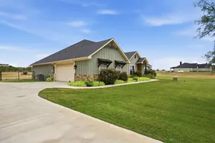 133 Kingston Ln, Weatherford, TX 76087 - Photo 2