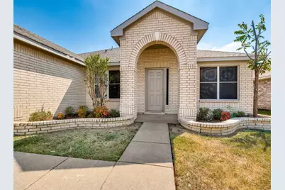 2459 Frontier Drive, Grand Prairie, TX 75052 - Photo 18