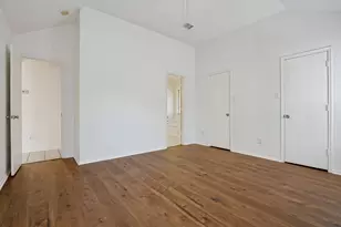 2459 Frontier Dr, Grand Prairie, TX 75052 - Photo 14
