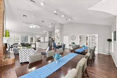 1002 Bridges Drive, Arlington, TX 76012 - Photo 34