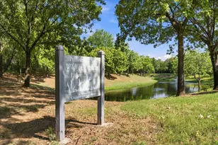 1002 Bridges Dr, Arlington, TX 76012 - Photo 36