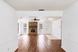 219 N Beltwoods Dr, DeSoto, TX 75115 - Photo 30