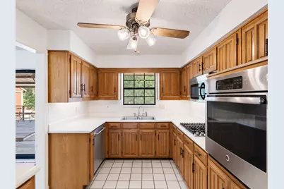 219 N Beltwoods Drive, DeSoto, TX 75115 - Photo 22