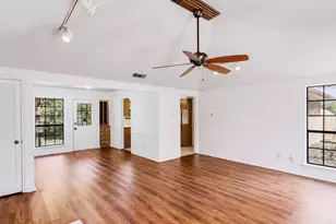219 N Beltwoods Dr, DeSoto, TX 75115 - Photo 28