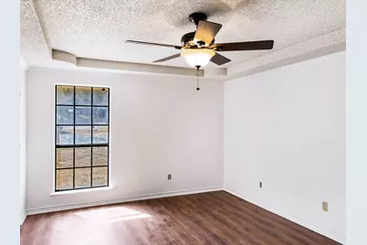 219 N Beltwoods Drive, DeSoto, TX 75115 - Photo 12