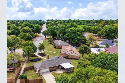 219 N Beltwoods Drive, DeSoto, TX 75115 - Photo 8