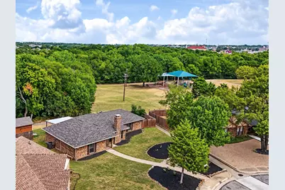 219 N Beltwoods Drive, DeSoto, TX 75115 - Photo 4