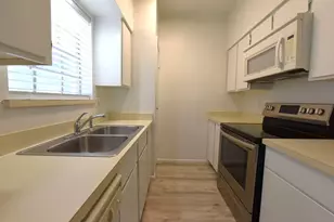 2727 Shelby Ave, Dallas, TX 75219 - Photo 8
