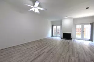 2727 Shelby Ave, Dallas, TX 75219 - Photo 4