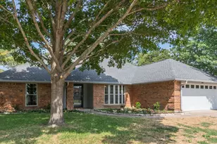 8951 Hialeah Cir N, North Richland Hills, TX 76182 - Photo 2