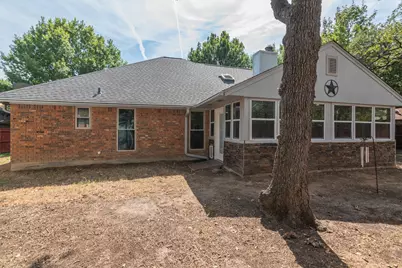 8951 Hialeah Circle N, North Richland Hills, TX 76182 - Photo 28