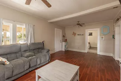 2073 Blackburn Road, Diana, TX 75640 - Photo 10