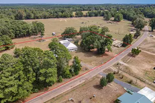 2073 Blackburn Rd, Diana, TX 75640 - Photo 16