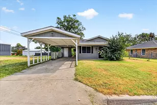 208 D St, Whitesboro, TX 76273 - Photo 1