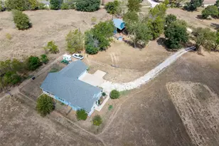 8145 County Road 3250, Chatfield, TX 75105 - Photo 36
