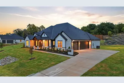 1011 Meadow Wood Terrace, Azle, TX 76020 - Photo 2