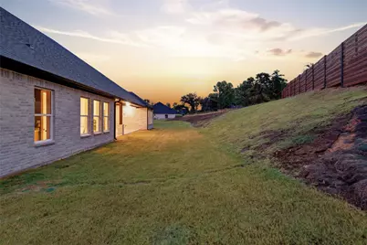 1011 Meadow Wood Terrace, Azle, TX 76020 - Photo 30