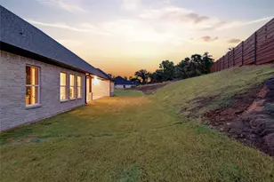 1011 Meadow Wood Ter, Azle, TX 76020 - Photo 30