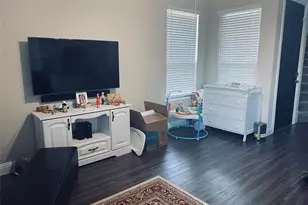 3657 Harebell Dr, Carrollton, TX 75007 - Photo 10
