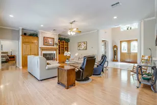 8412 Ravenswood Rd, Granbury, TX 76049 - Photo 8