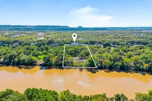 8412 Ravenswood Rd, Granbury, TX 76049 - Photo 2