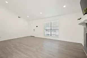 1203 S College St, McKinney, TX 75069 - Photo 10