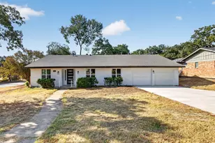 7344 Monterrey Dr, Fort Worth, TX 76112 - Photo 2