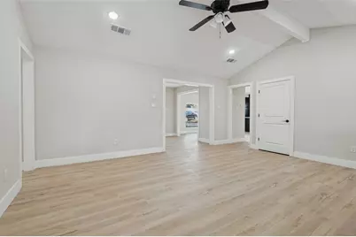 5408 Aspen Lane, Fort Worth, TX 76112 - Photo 18