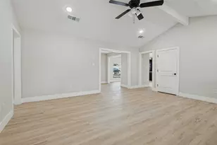 5408 Aspen Ln, Fort Worth, TX 76112 - Photo 18